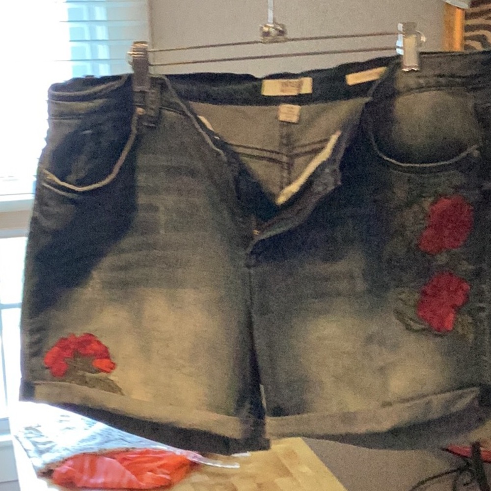 Vintage America Blues / Bestie Short